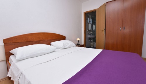 Apartment (A2)