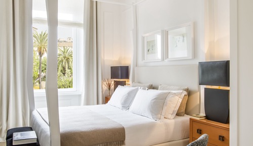 Deluxe Double Room, Garden View
