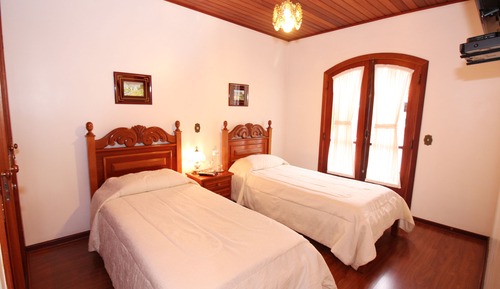 Deluxe Quadruple Room, Multiple Beds, Non Smoking