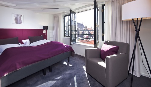 Standard Apartment