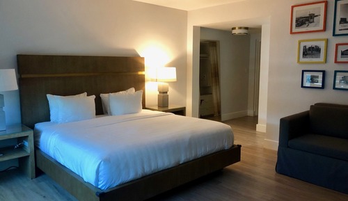 Classic Room, 1 King Bed