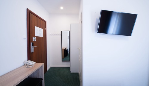 Compact Twin Room