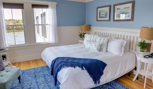 Carriage House King Water View