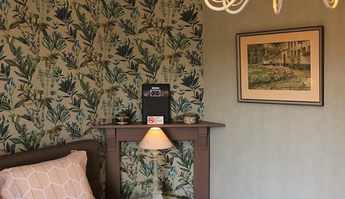 Deluxe Double Room, 1 Queen Bed, Non Smoking, Garden View