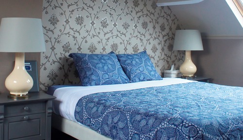 Deluxe Suite, 1 King Bed, Non Smoking, Canal View