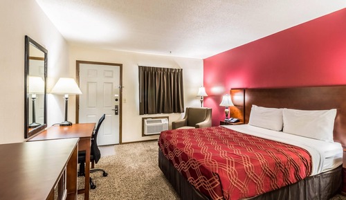 Standard Room, 1 Queen Bed, Non Smoking