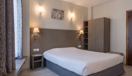 Double Room (Double Room Douche)