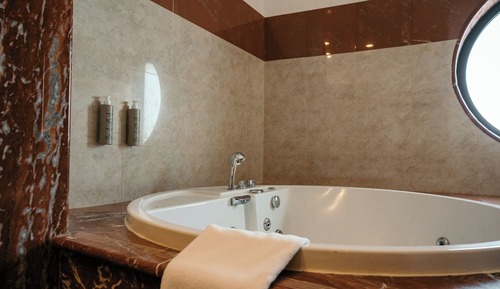 Junior Studio Suite, Hot Tub (Deluxe)