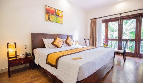 Deluxe Room, Garden View