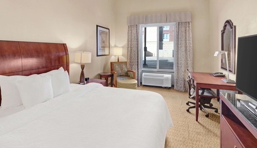 Standard Room, 1 King Bed (Evolution)