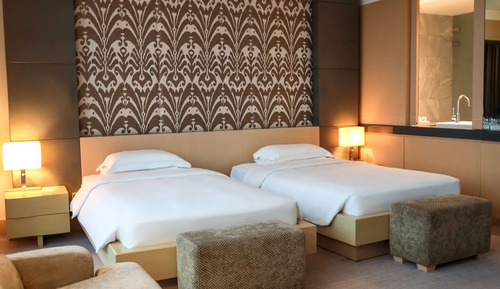 Club Room, 2 Twin Beds