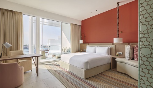 Club Room, 1 King Bed