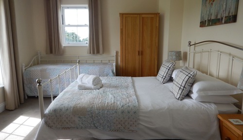 Deluxe Double or Twin Room