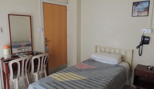 Single Room, 1 Large Twin Bed