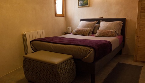 Double Room, Non Smoking (Gargouille)