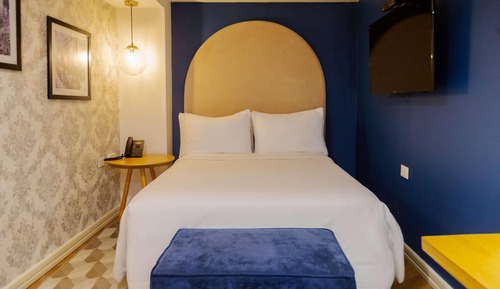 Premium Room, 1 Queen Bed, Accessible, Non Smoking