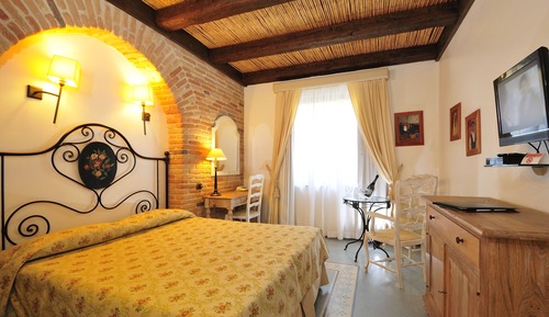Classic Double or Twin Room