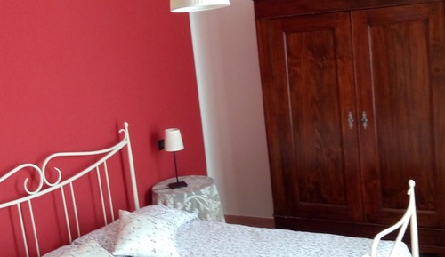 Traditional Suite, Courtyard View