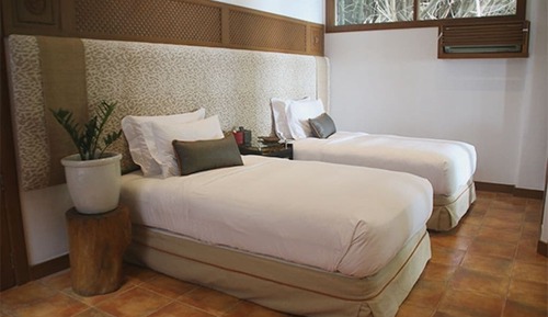Elan (Premiere Ocean View Suite)