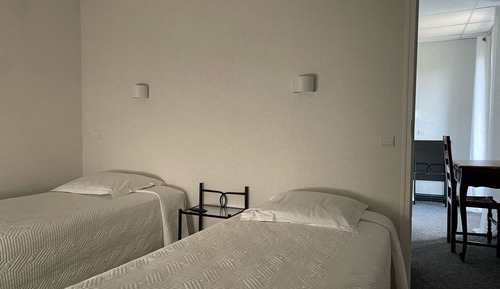 Family Room, Balcony