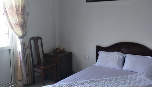 Single Room, 1 Queen Bed