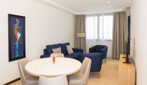 Junior Suite, 1 King Bed