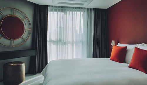 Hollywood Double Room