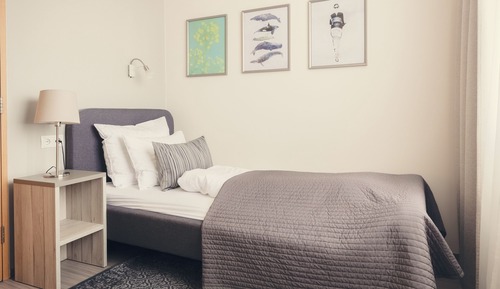 Single Room, Private Bathroom