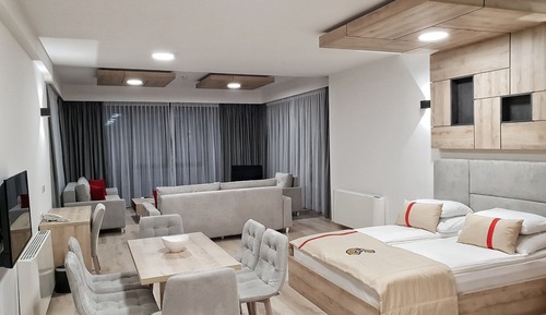Premium Apartment, City View