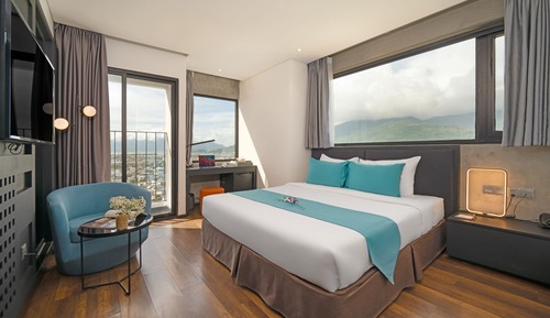 Deluxe Double with City View