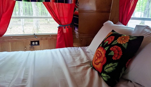 Wolfe Fiesta & Siesta Vintage Camper #7 (Premiere Resort Amenities Included!)
