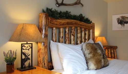 Economy Room, 1 Queen Bed