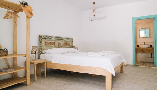 Standard Double Room, 1 Double Bed, Balcony, Garden View