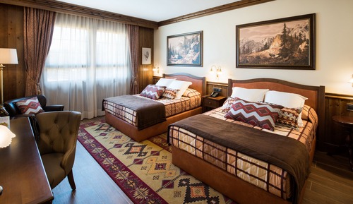 Deluxe Room, 2 Adults (Port Aventura tickets & 1 Ferrari Land ticket included)