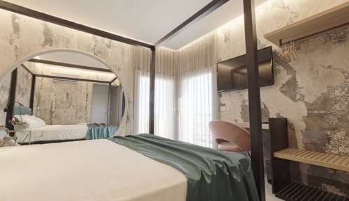 Honeymoon Suite, 1 Queen Bed, Balcony, Sea View