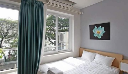 Deluxe Apartment, 1 Queen Bed, Balcony, Lakeside (Floor 2)