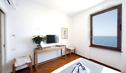 Superior Double Room, 1 Queen Bed, Sea View