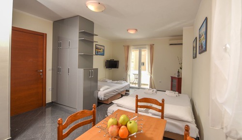 Studio apartment Sea View 25