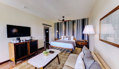 Premium Suite Ocean View- Discounts (10% on SPA, 5% on Water Sports)