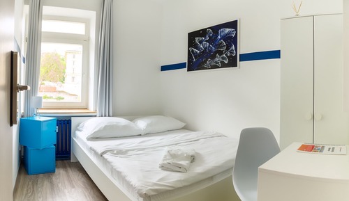 Economy Room, 1 Bedroom, Shared Bathroom