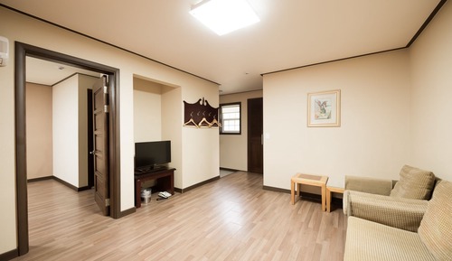 Annex Suite Room