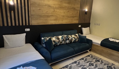 Quadruple Room, Mountain View