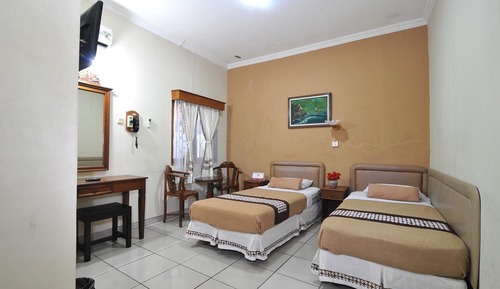 Twin Room