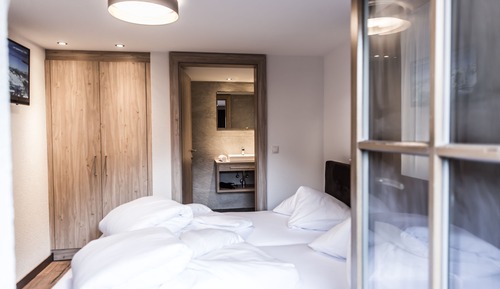 Apartment, 1 Bedroom (Top 100)