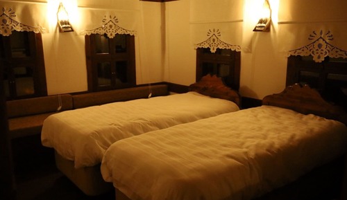 Zalifre Room