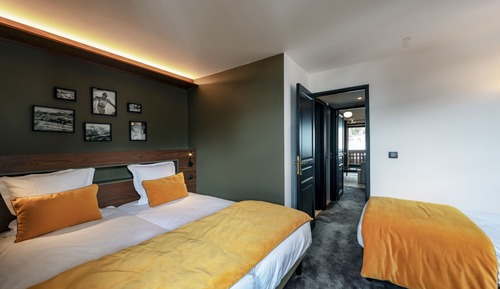 Family Duplex Room with ski run view