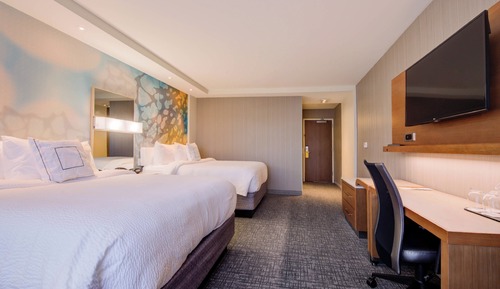 Room, 2 Queen Beds, Non Smoking, Beachfront