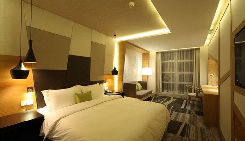 Bamboo Deluxe Room 