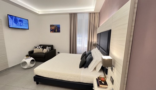 Double Room (no. 51)