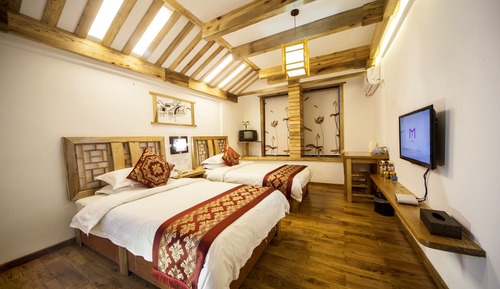 Deluxe Twin Room
